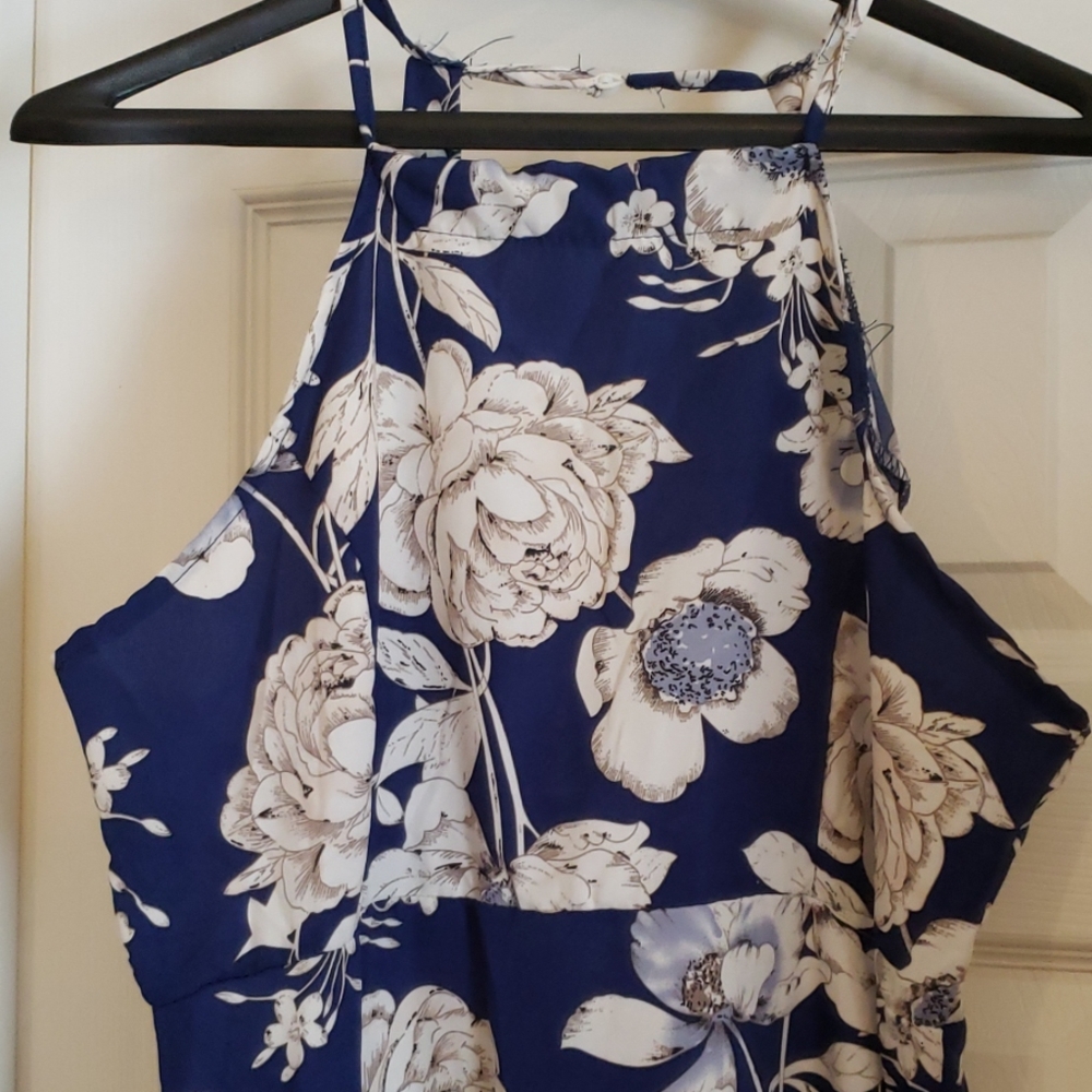 Maxi dress - Picture 2 of 4